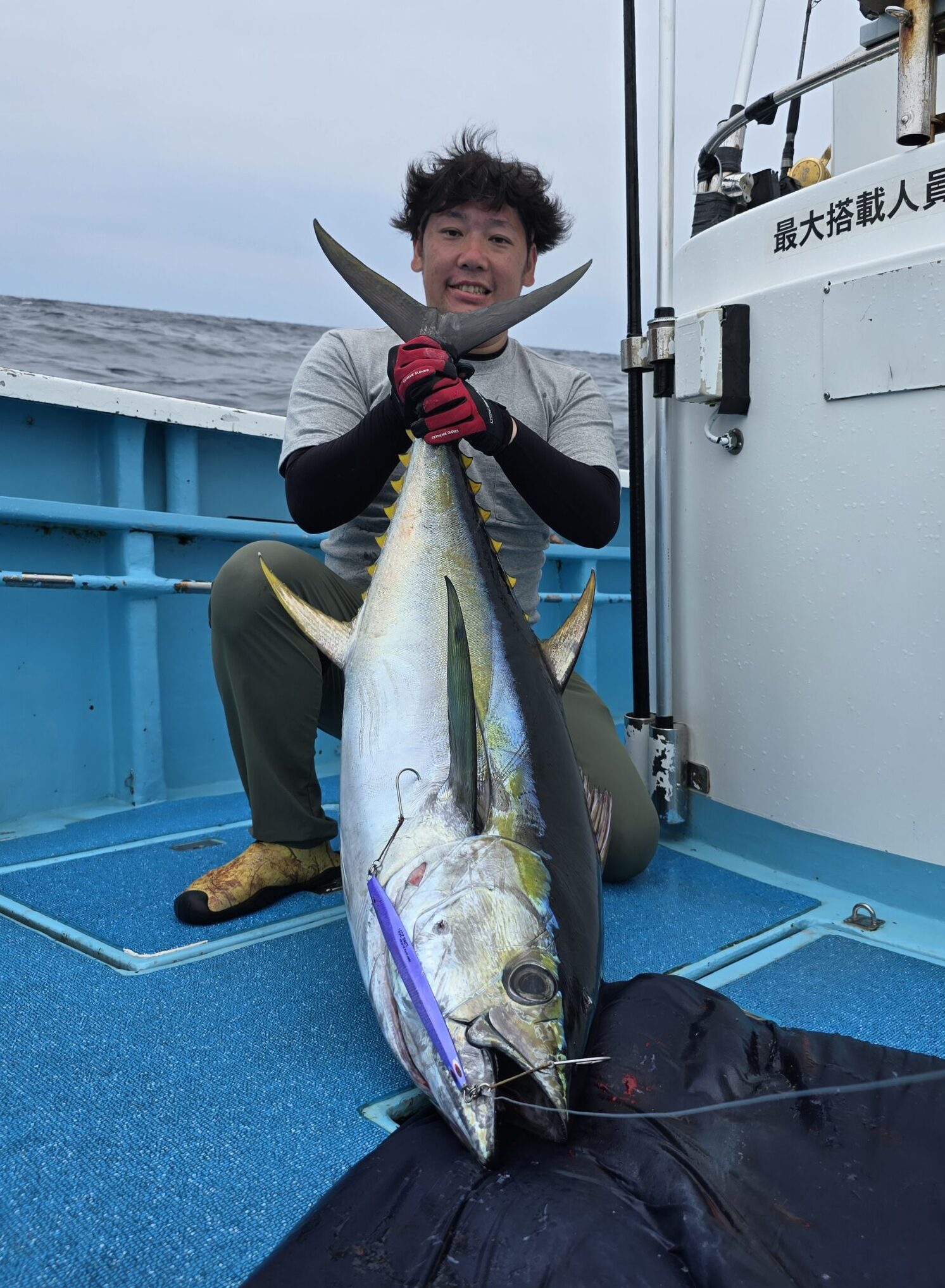 伊豆南沖キハダジギング、ケイムラパープルが活躍中！