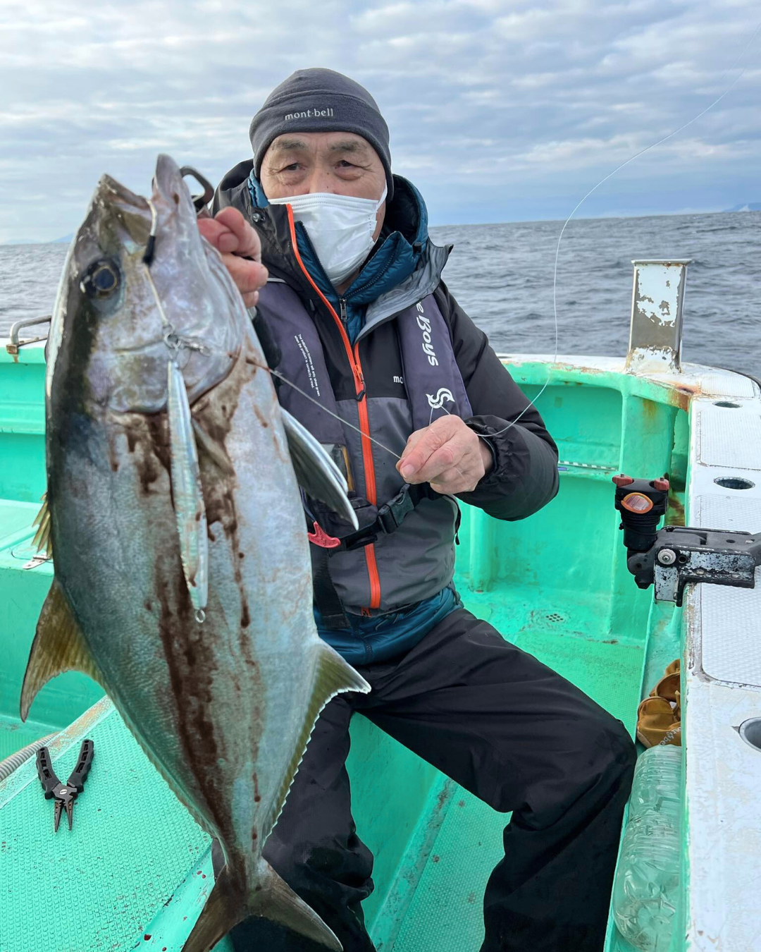 伊豆南沖カンパチジギング。原田さん激シブの中で3kgオーバーをキャッチ！